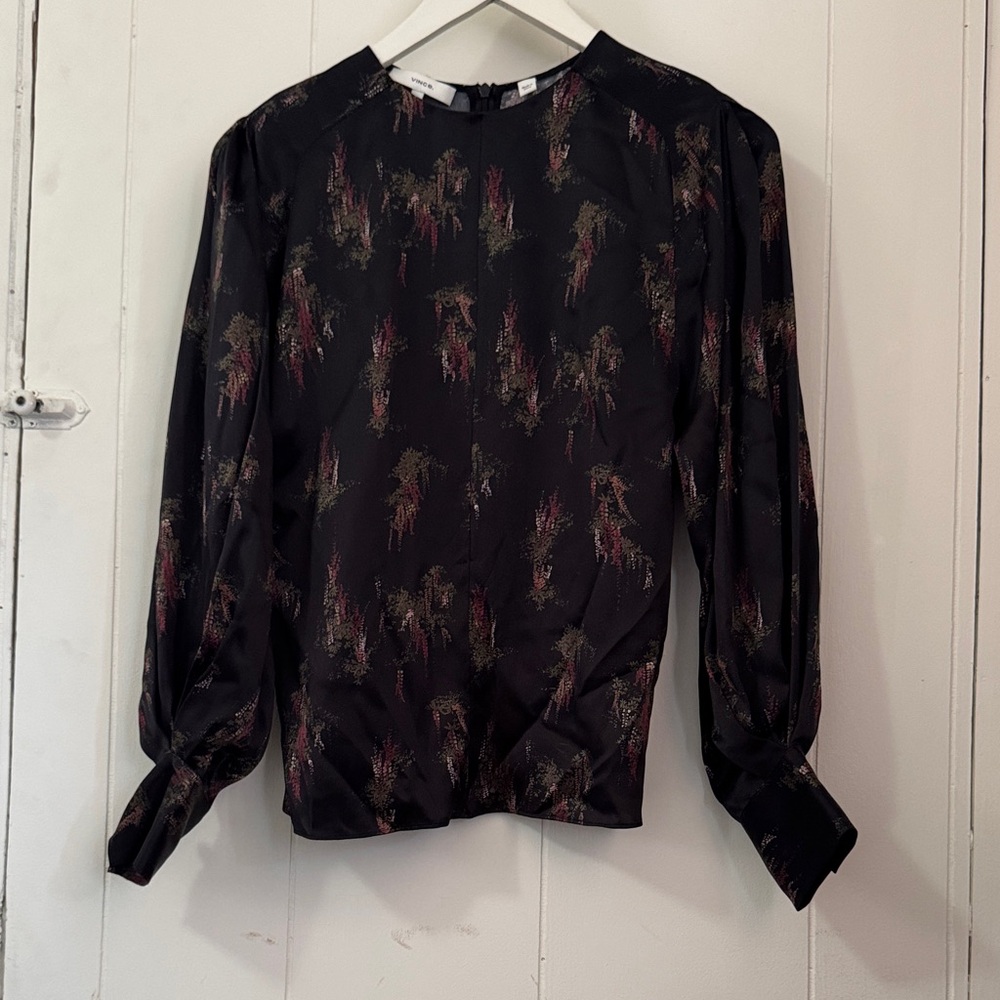 Vince  Black Floral Women's Top